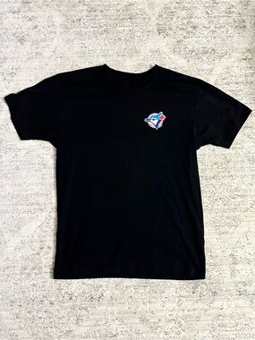 MLB Black Short Sleeve Crewneck Tee with Blue & Red Team Logo size M